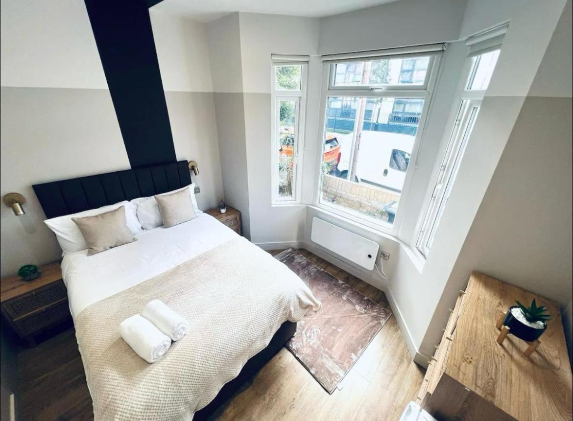 London South Charming Ensuite Look Like Hotel Designer Room Kültér fotó