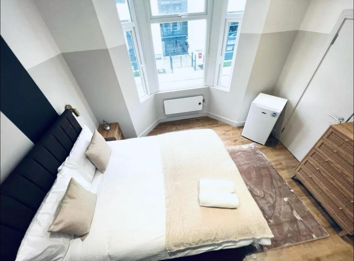 London South Charming Ensuite Look Like Hotel Designer Room Kültér fotó